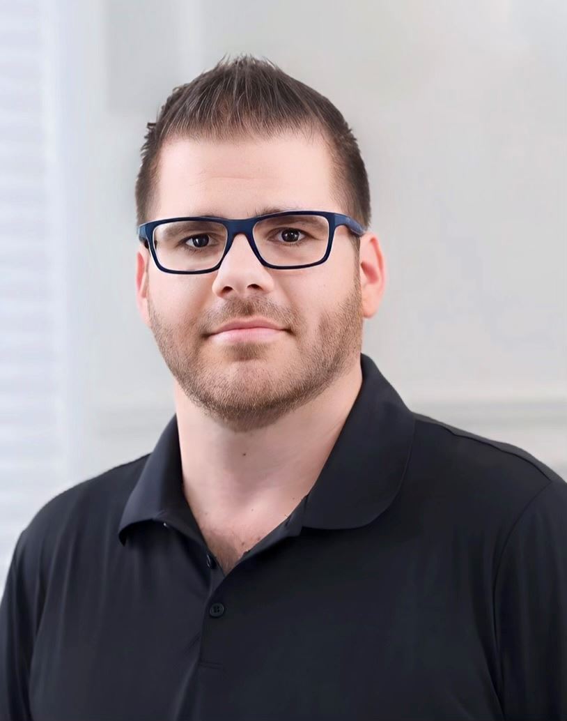 Headshot of Macomb Township Trustee, Peter J. Lucido III